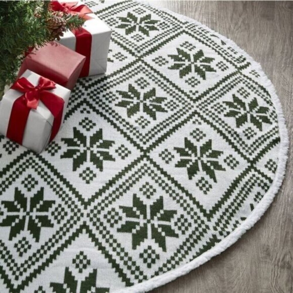 My Texas House Noah Green Knit Reversible Christmas Tree Skirt